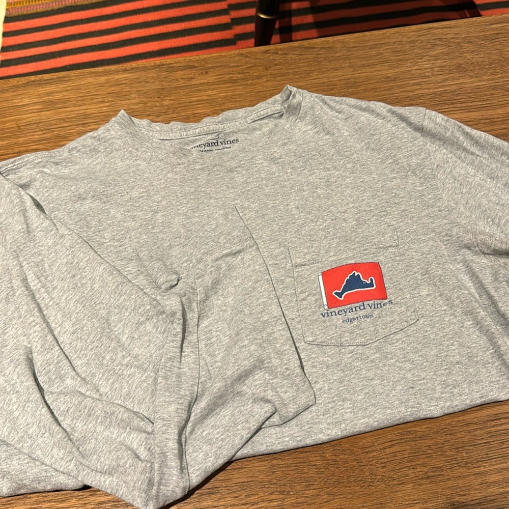 Vineyard Vines LS t-shirt